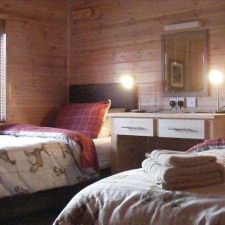 Glas Doire Lodge, Glen Roy Nature Reserve Roybridge Esterno foto